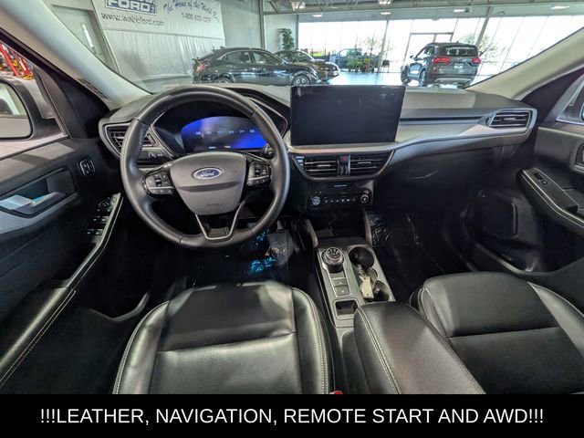 Used 2024 Ford Escape Platinum image 10