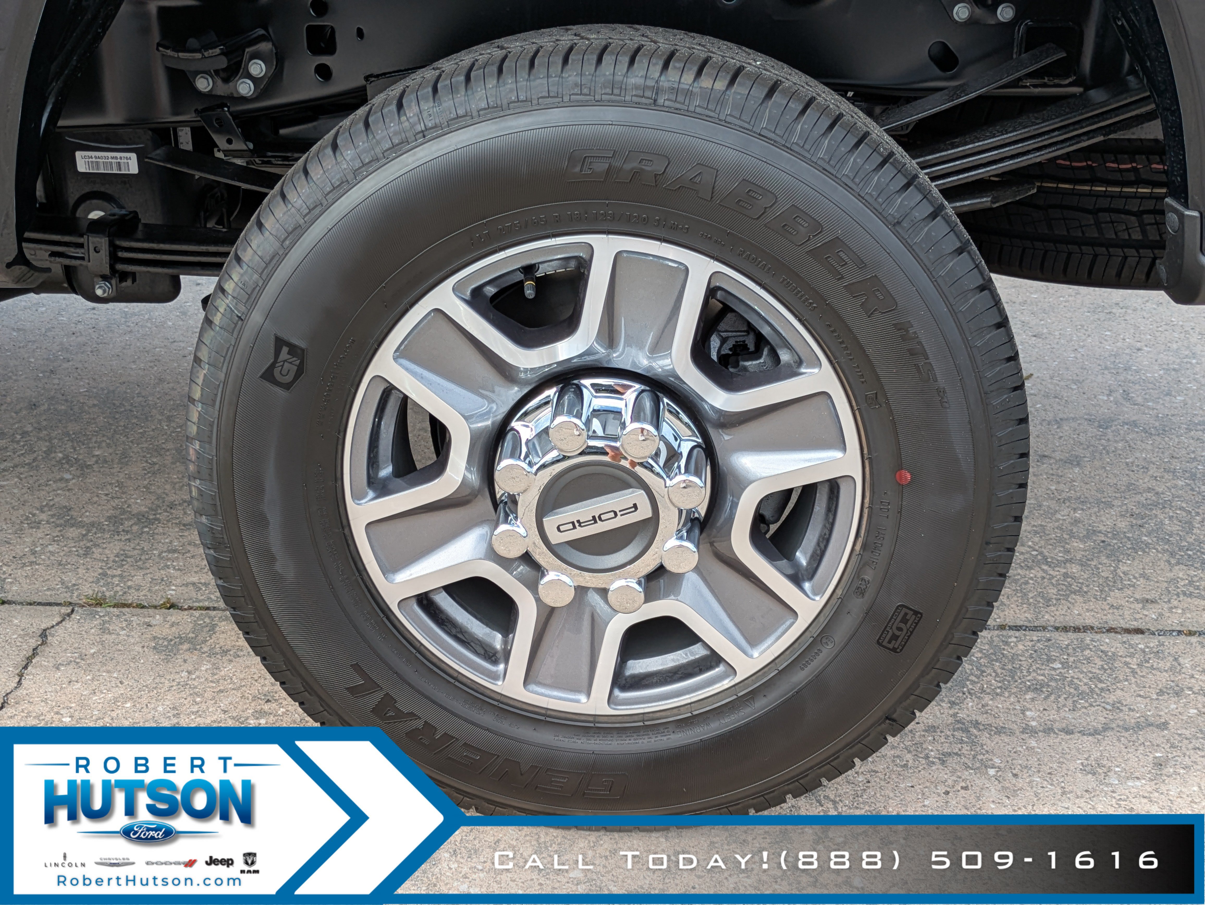 New 2025 Ford F350 XLT w/ 360-Degree Camera Package AWD/4WD image 9