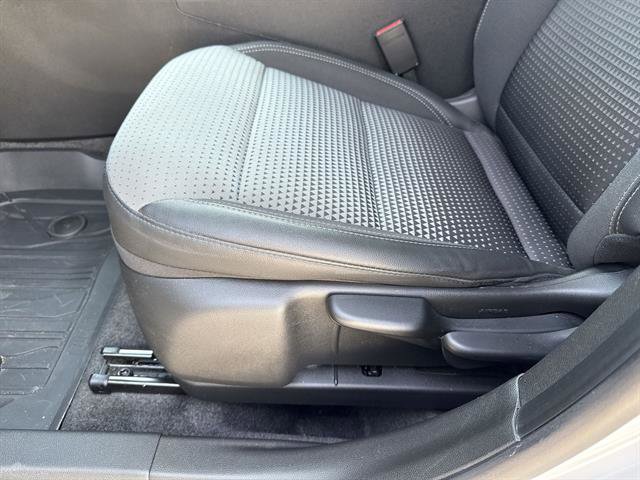 Used 2024 Chevrolet Trax LT w/ Driver Confidence Package FWD image 14