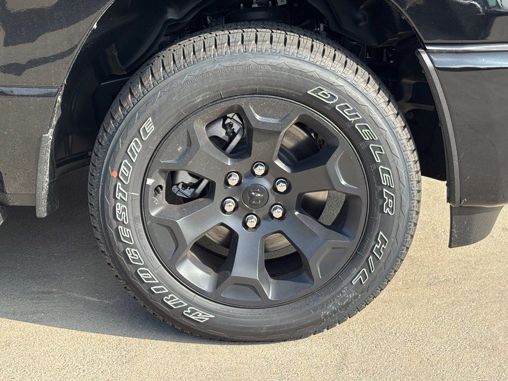 New 2026 RAM 1500 Express AWD/4WD image 25