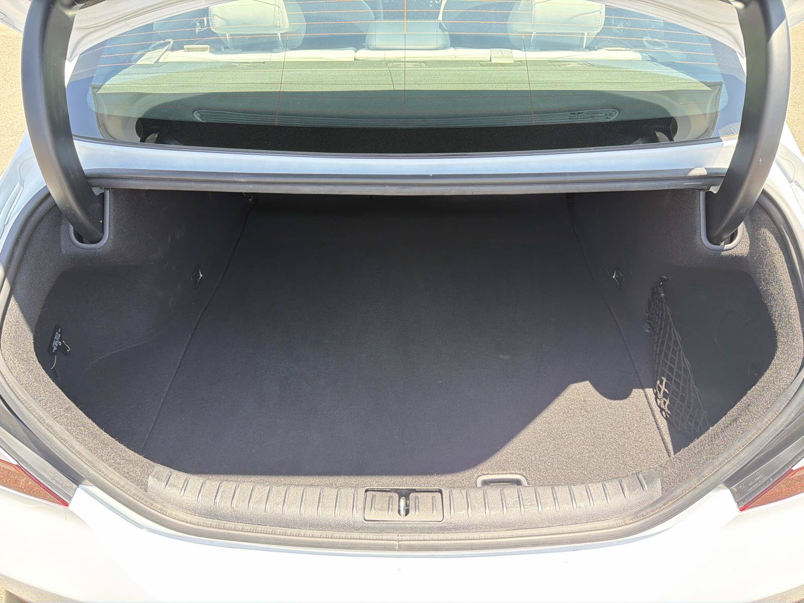 Used 2025 Genesis G70 2.5T RWD image 21