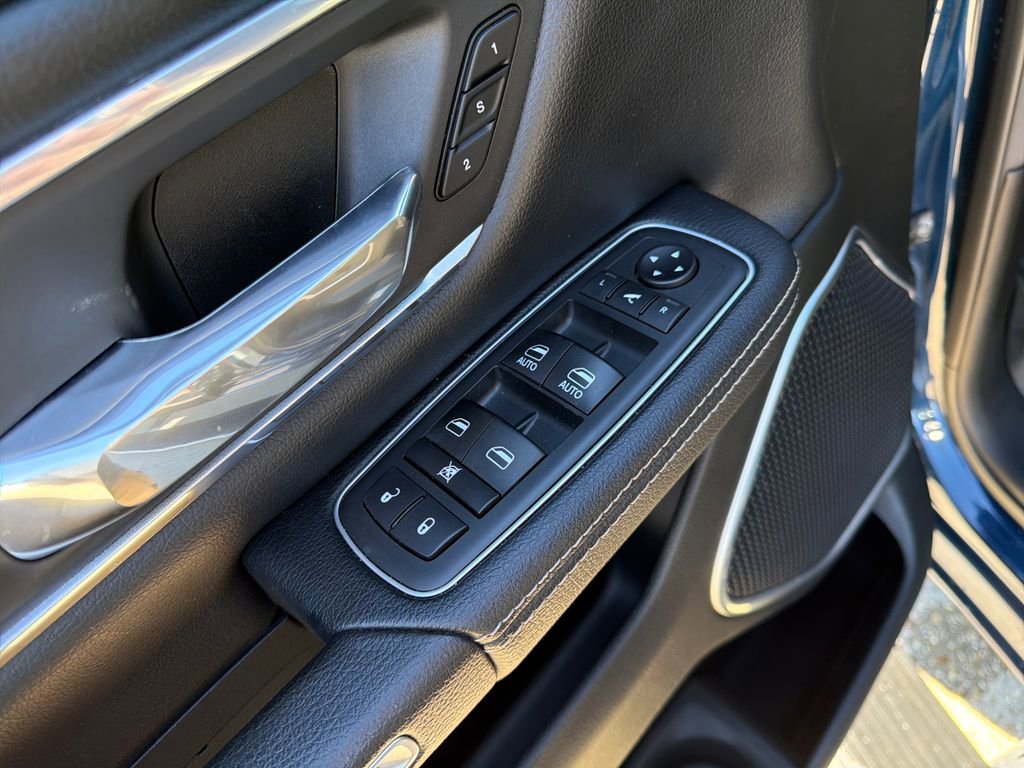 Used 2020 RAM 1500 Laramie w/ Sport Appearance Package image 16