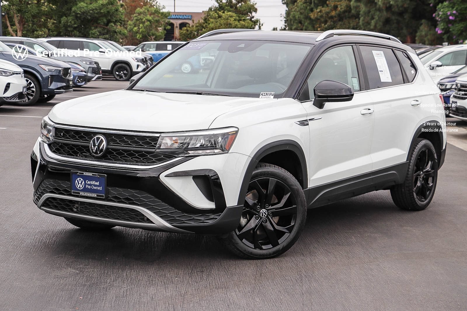 Used 2023 Volkswagen Taos SE w/ Panoramic Sunroof Package