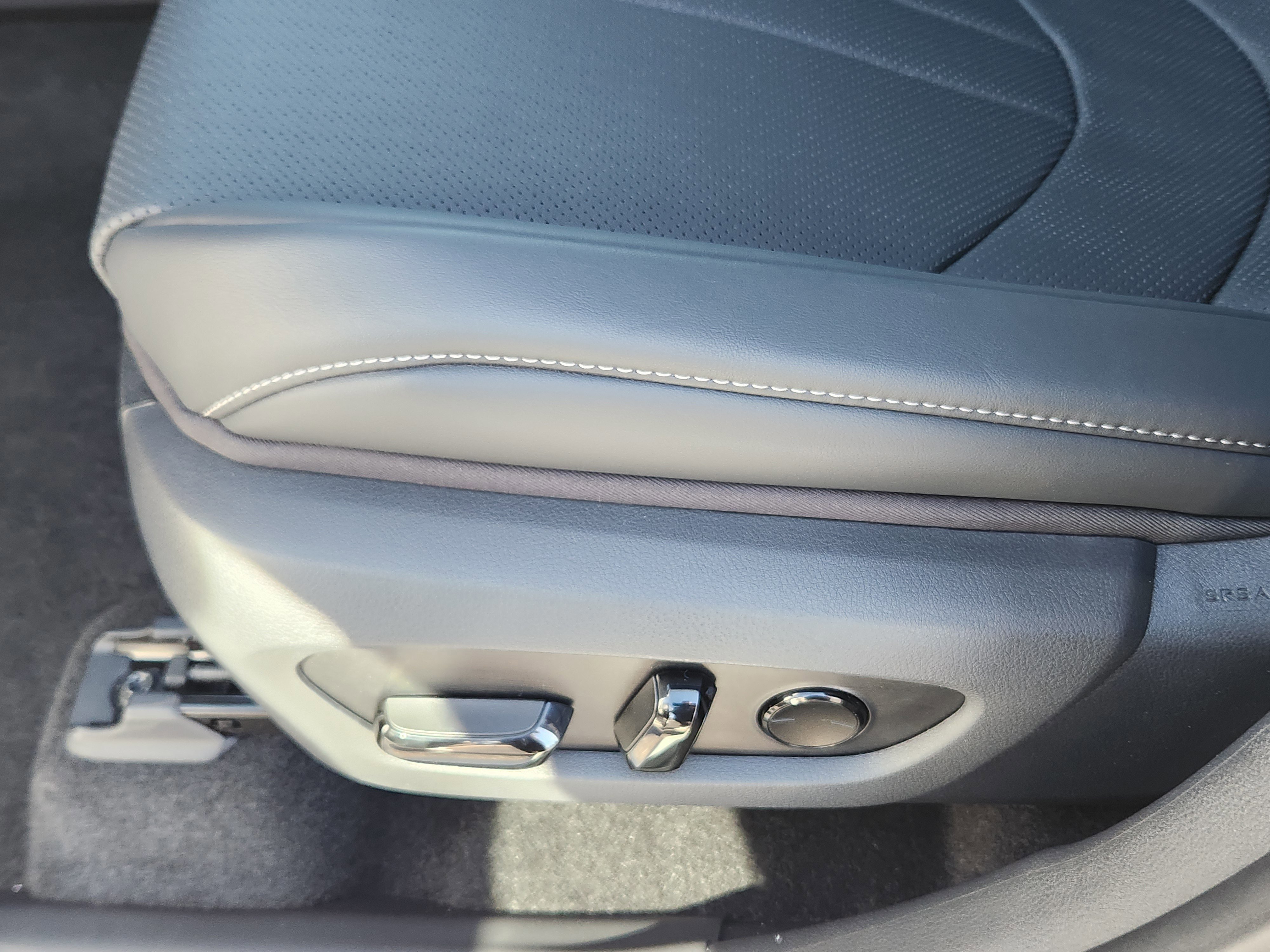 New 2026 Lexus TX 500h AWD image 20