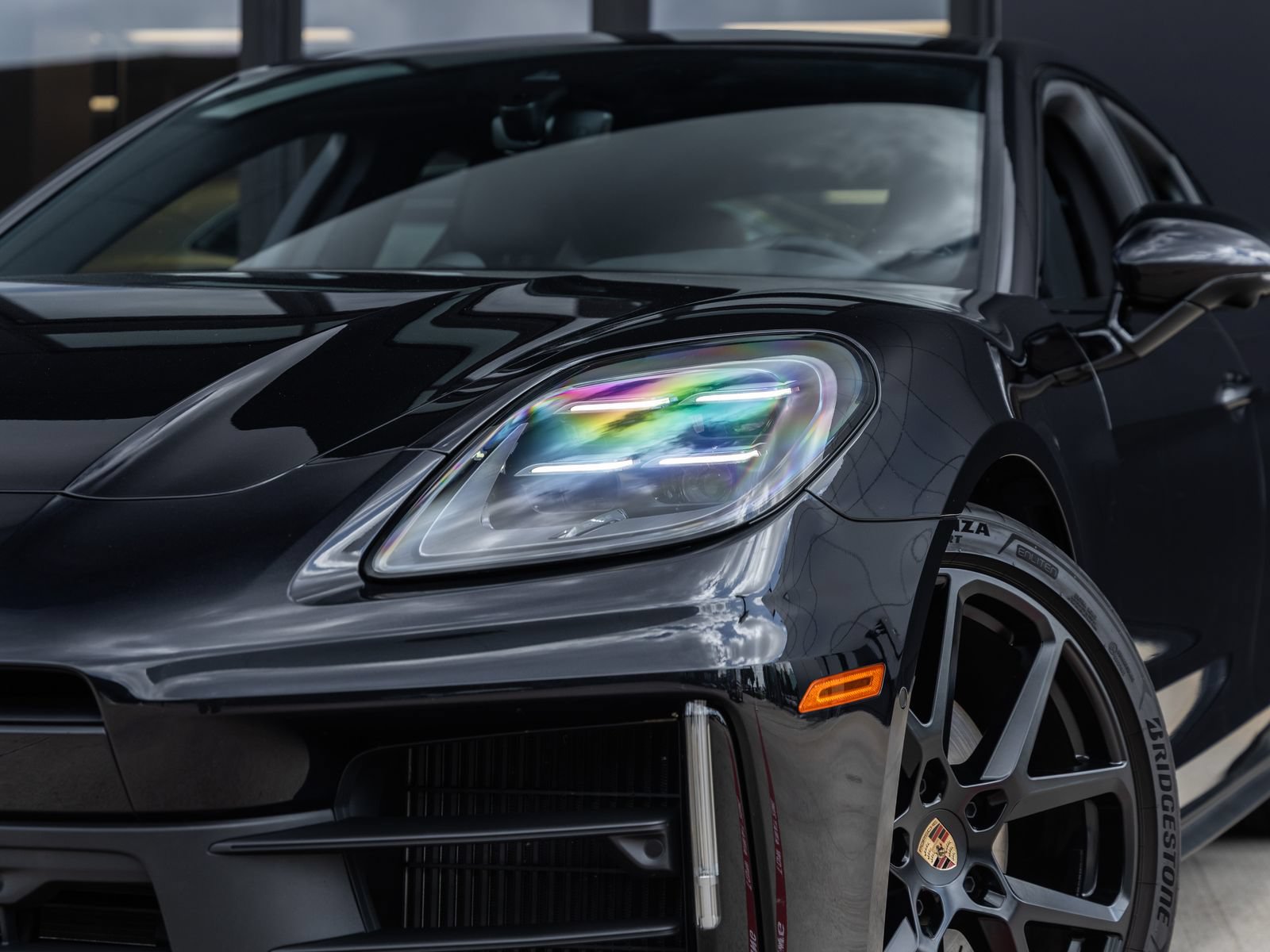 Certified 2025 Porsche Panamera image 15