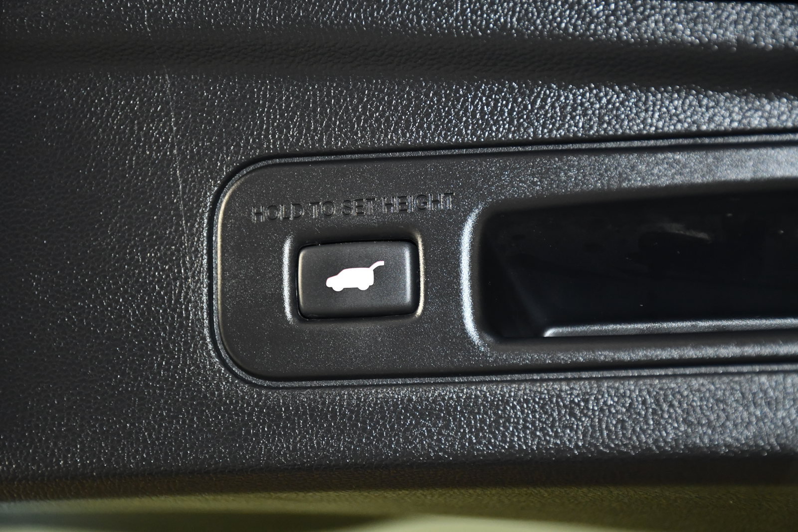 Certified 2025 Acura MDX SH-AWD image 50