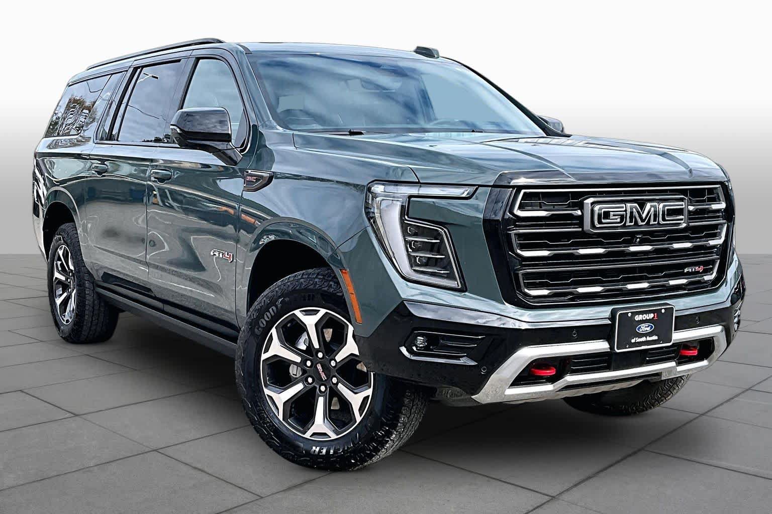 Used 2026 GMC Yukon XL AT4 Ultimate w/ LPO, Floor Liner Package AWD/4WD image 4
