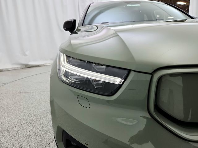 Certified 2022 Volvo XC40 P8 Recharge Plus image 30
