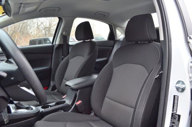 Used 2023 Kia Forte LXS image 18