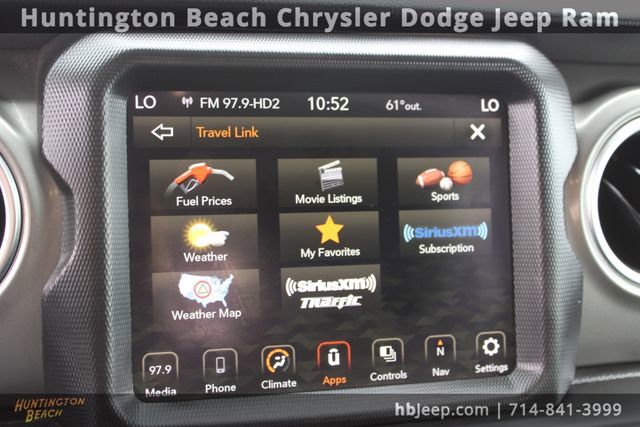 Used 2023 Jeep Wrangler Sahara image 24