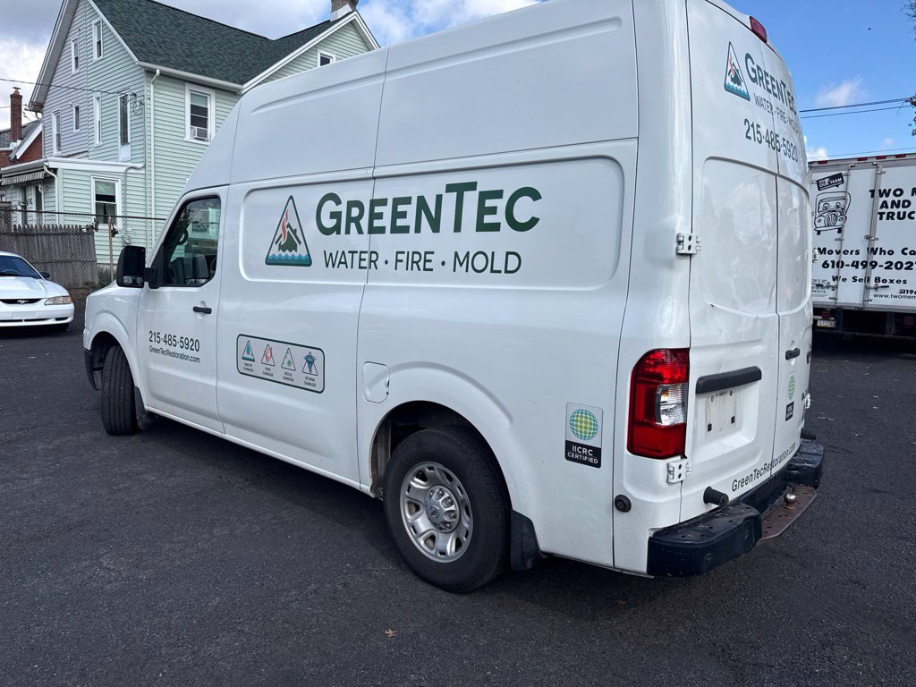 Used 2017 Nissan NV 2500 SV RWD image 5
