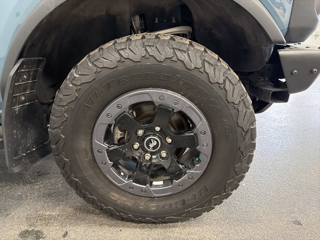 Used 2022 Ford Bronco Badlands image 10