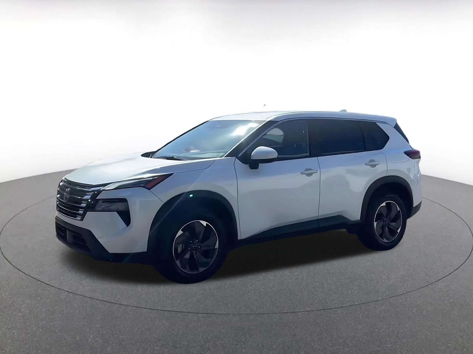 Used 2025 Nissan Rogue SV FWD image 7