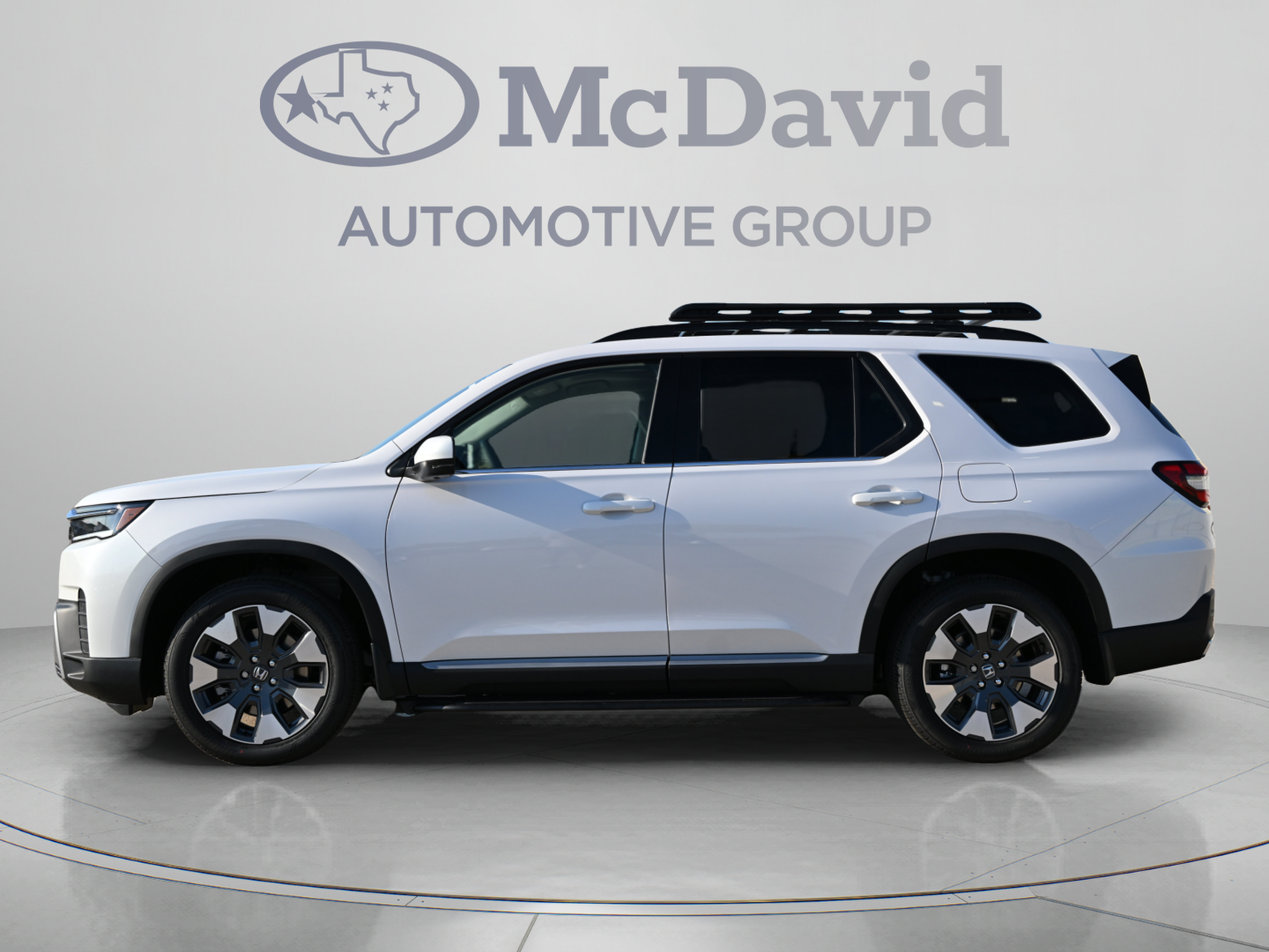 New 2026 Honda Pilot Elite image 2