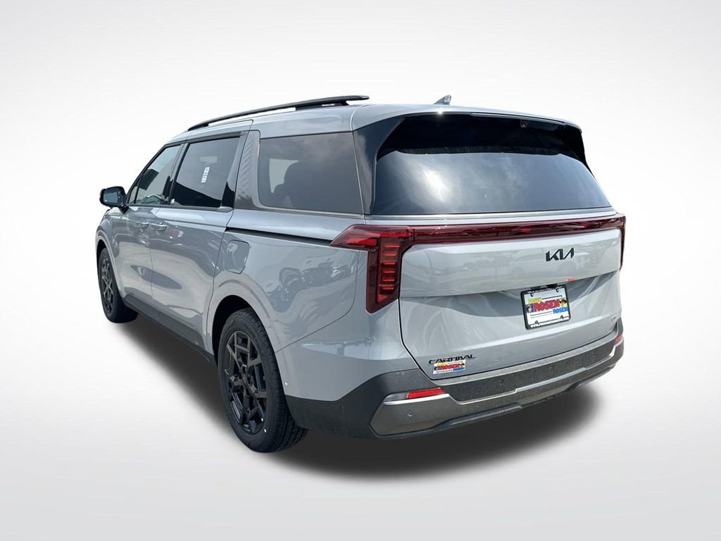 New 2025 Kia Carnival SX Prestige FWD image 3
