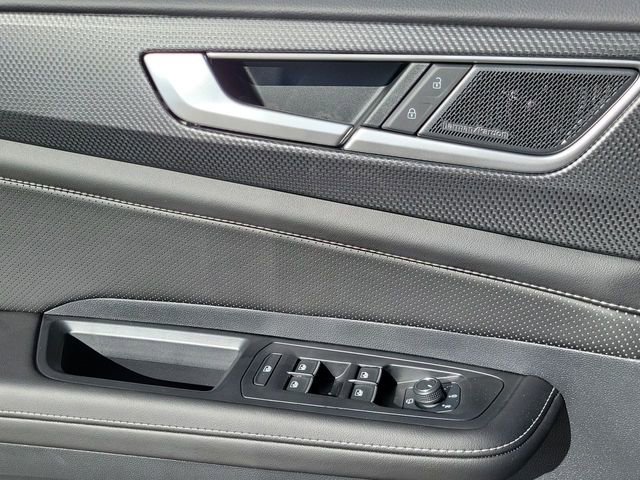 New 2026 Volkswagen Atlas Cross Sport SEL Premium R-Line image 10