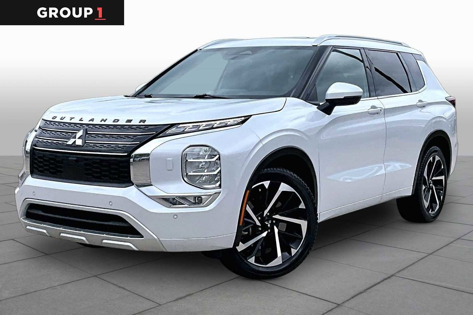 Used 2022 Mitsubishi Outlander SEL image 1