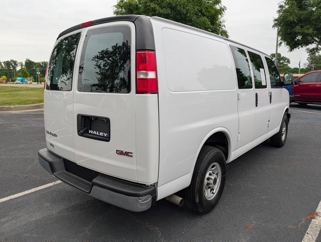 Used 2024 GMC Savana 2500 w/ Driver Convenience Package RWD image 8