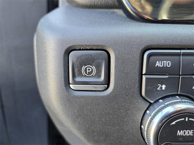 Used 2023 GMC Sierra 1500 SLE image 16