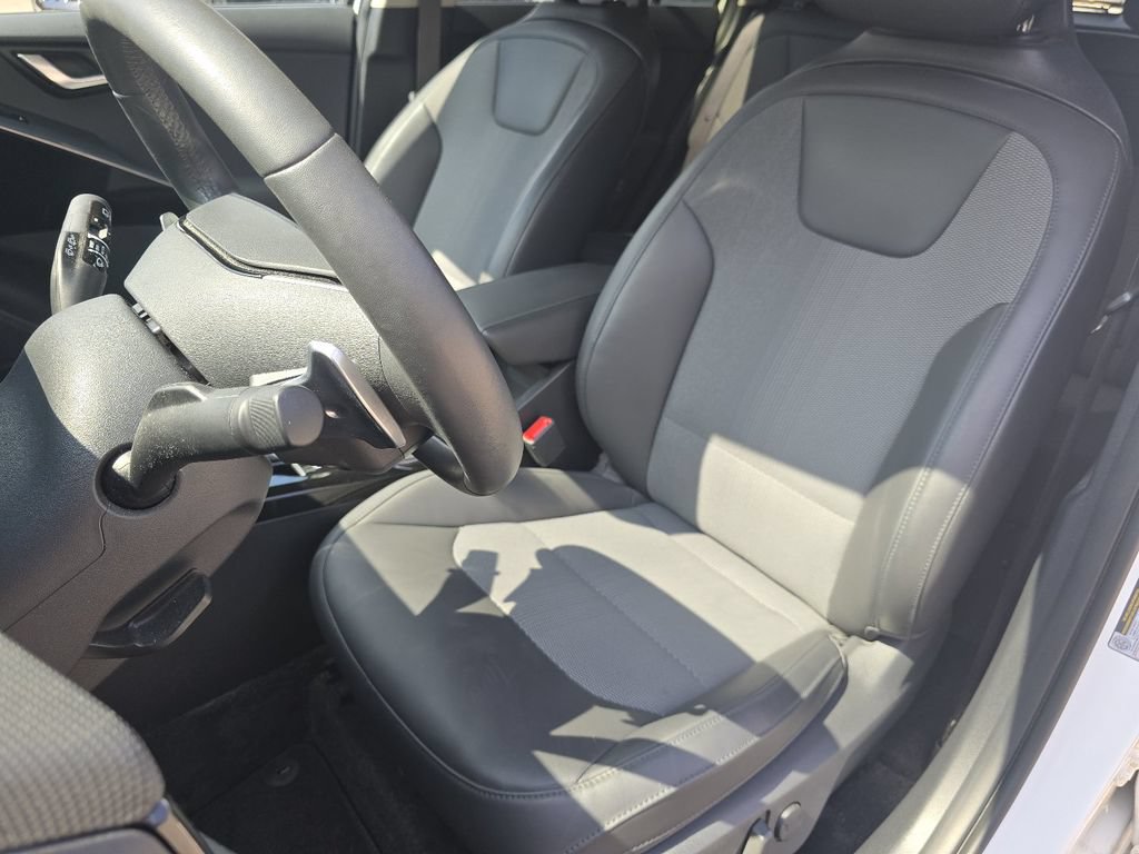 Used 2023 Kia Niro EX FWD image 23