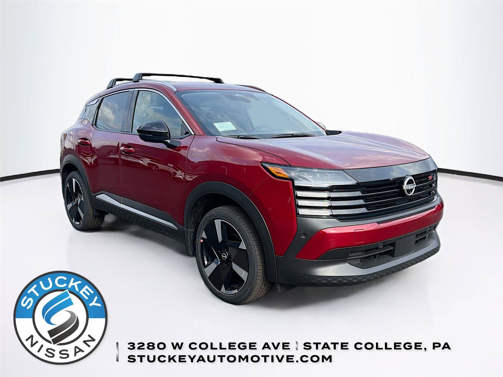 New 2026 Nissan Kicks SR w/ Cold Weather Package
