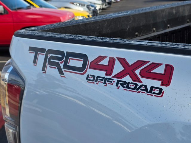 Used 2023 Toyota Tacoma TRD Off-Road image 13