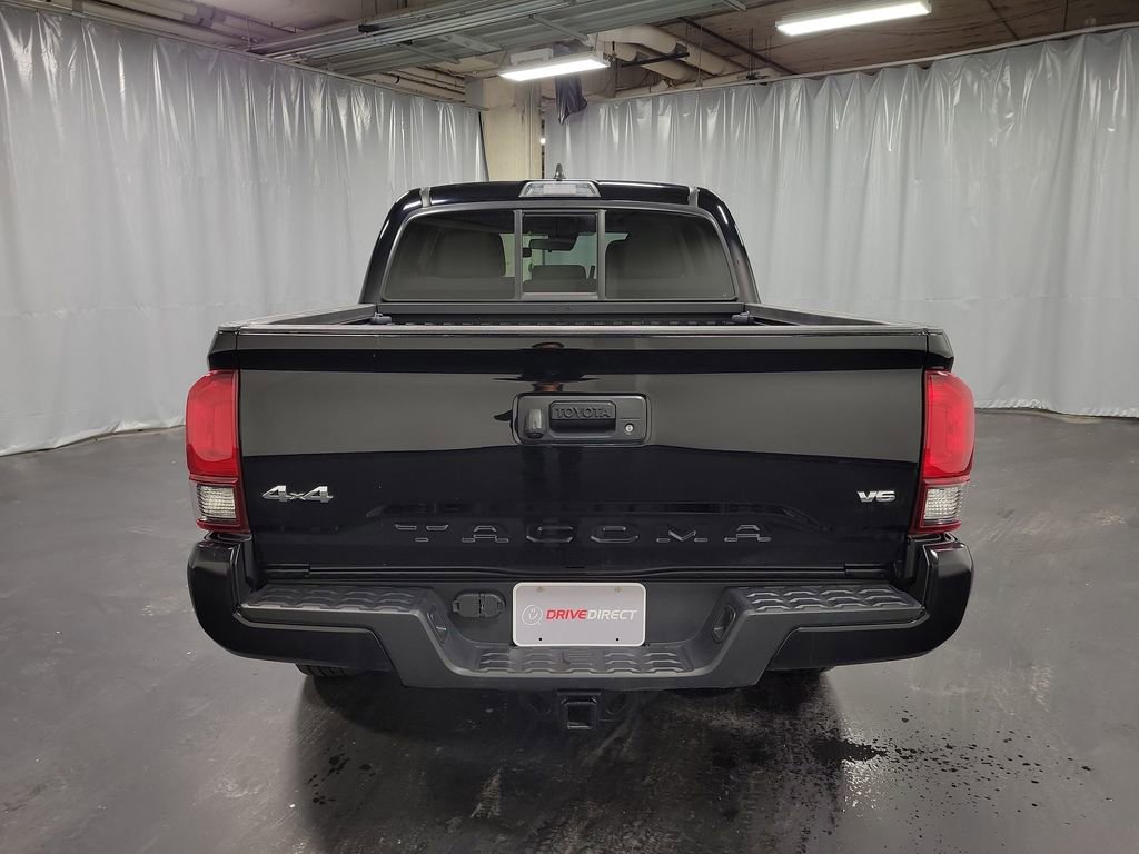 Used 2022 Toyota Tacoma SR image 7