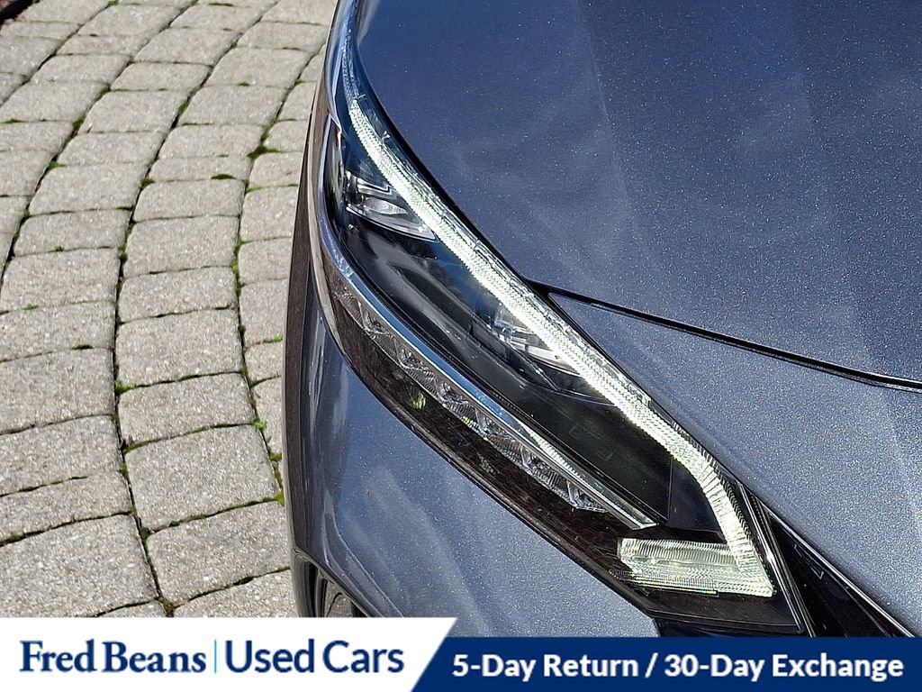 Used 2023 Nissan Sentra SR w/ SR Premium Package image 11