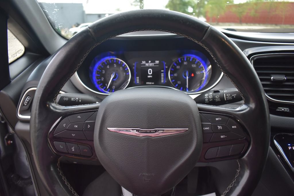 Used 2019 Chrysler Pacifica Touring Plus w/ S Appearance Package FWD image 31