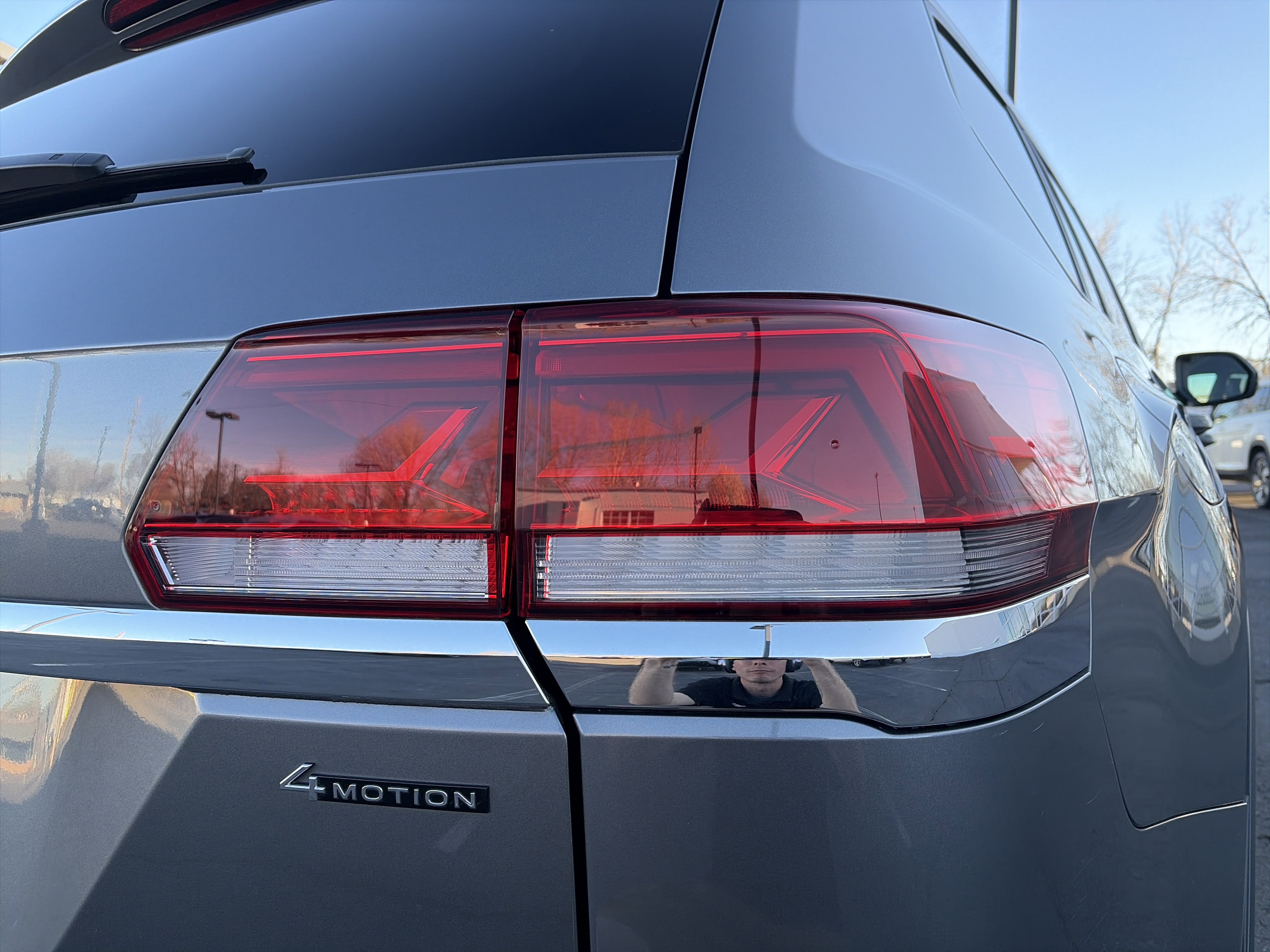 Used 2023 Volkswagen Atlas SE w/ Panoramic Sunroof Package image 25