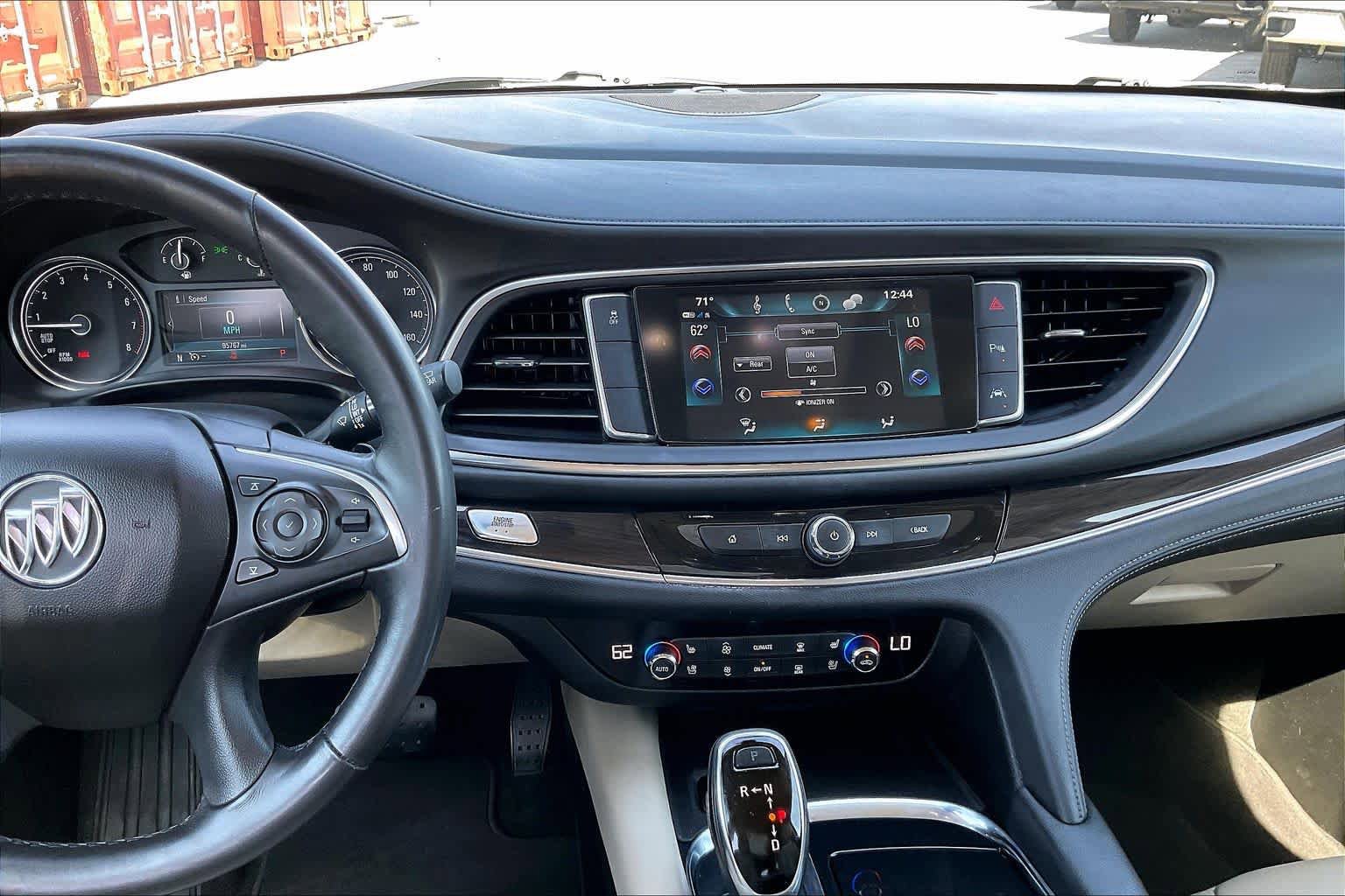 Used 2019 Buick Enclave Premium FWD image 7