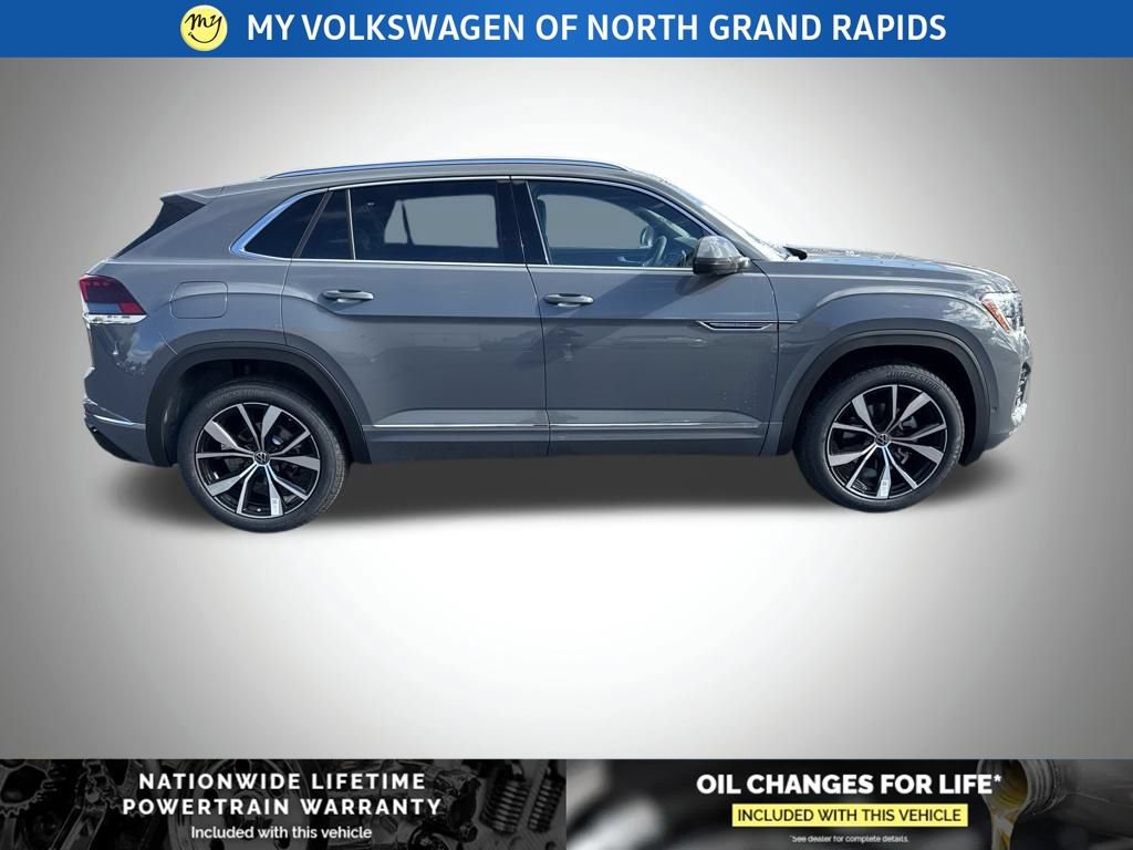 New 2026 Volkswagen Atlas Cross Sport SEL Premium R-Line AWD/4WD image 2