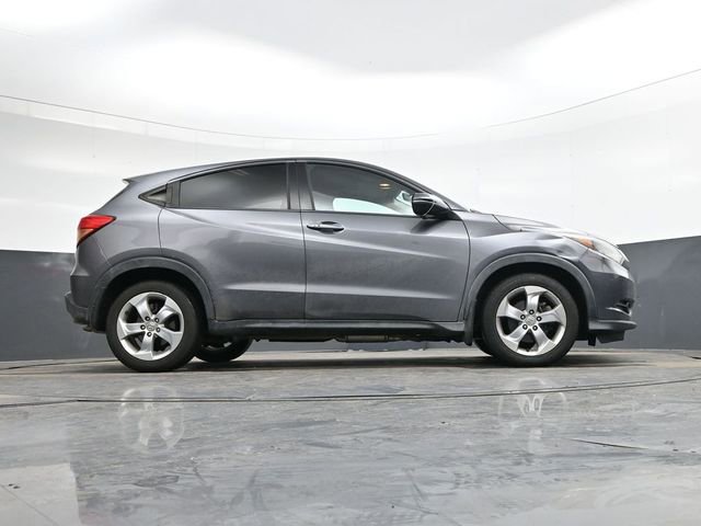 Used 2016 Honda HR-V EX image 29