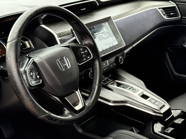 Used 2018 Honda Clarity Touring image 17