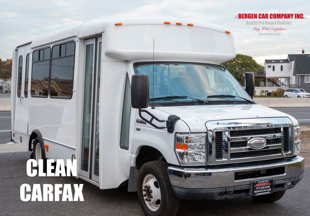 Used 2014 Ford E-350 and Econoline 350 Super Duty RWD image 4