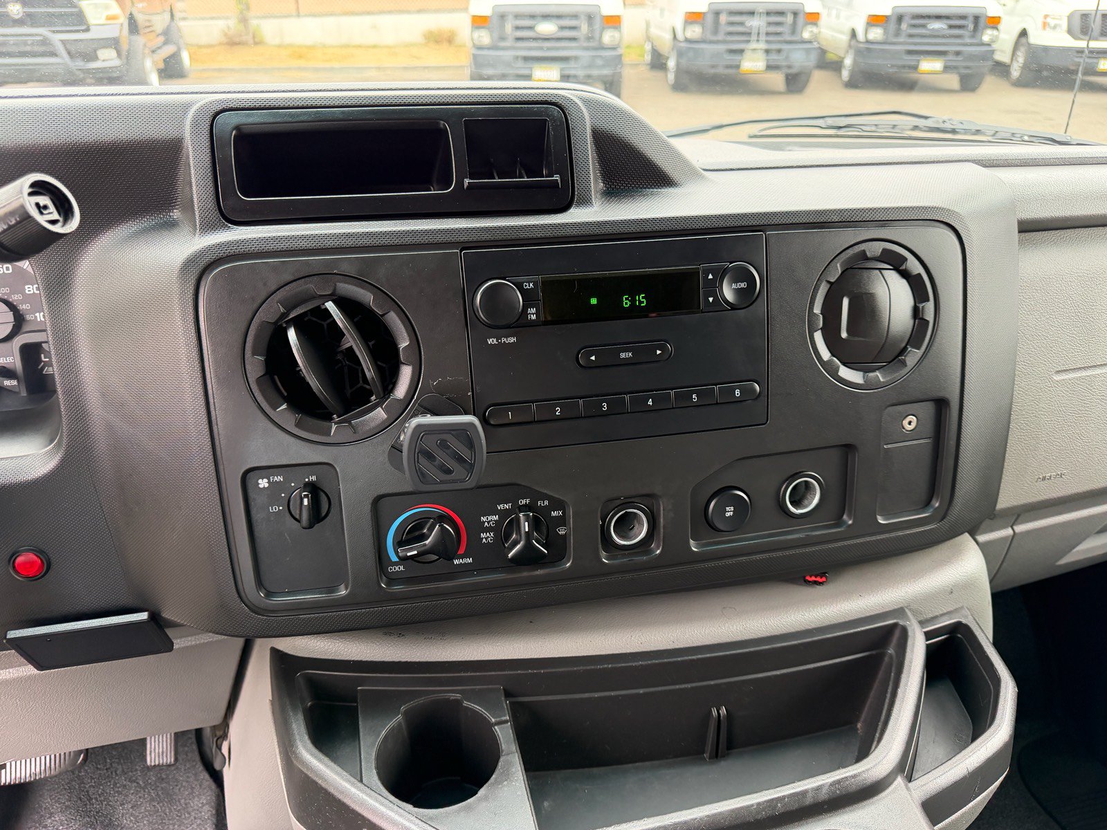 Used 2013 Ford E-150 and Econoline 150 w/ PWR Group RWD image 21