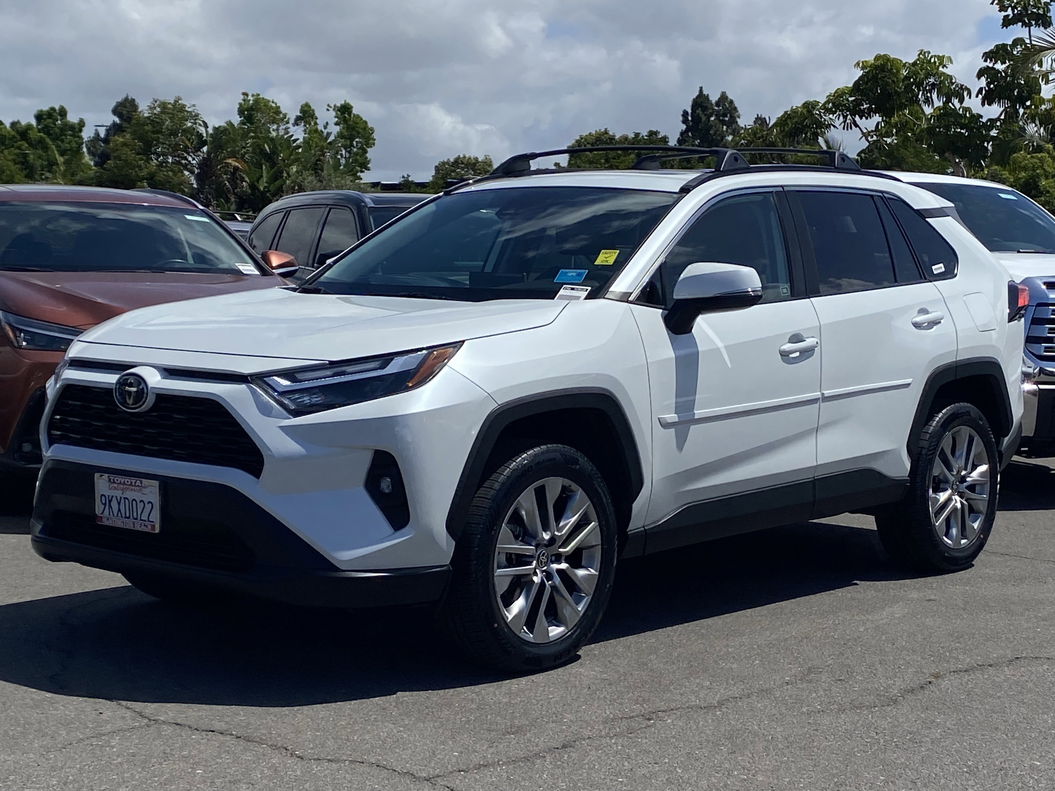 Certified 2024 Toyota RAV4 XLE Premium FWD image 5