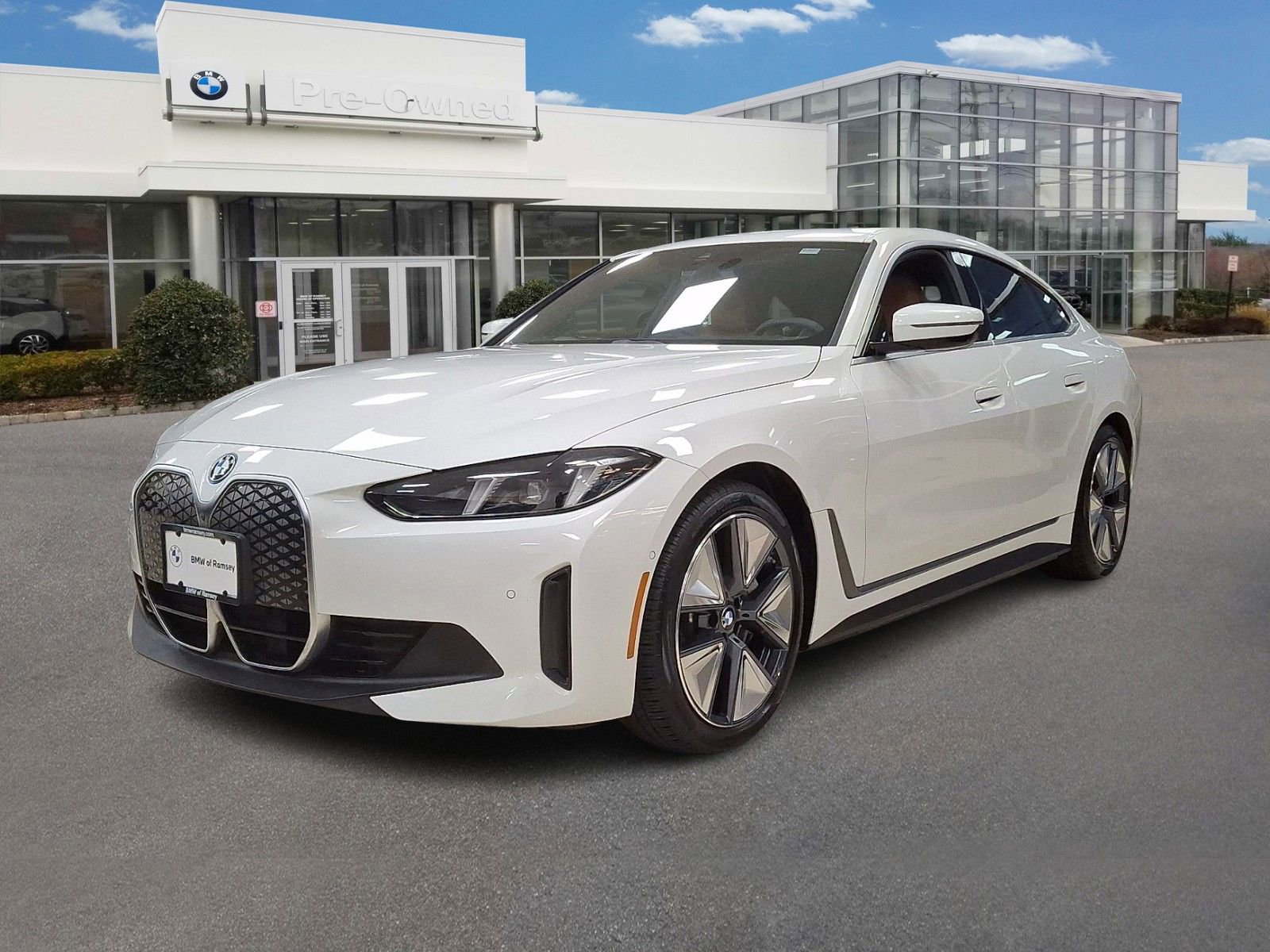 Used 2025 BMW i4 xDrive40i w/ Premium Package AWD/4WD image 1