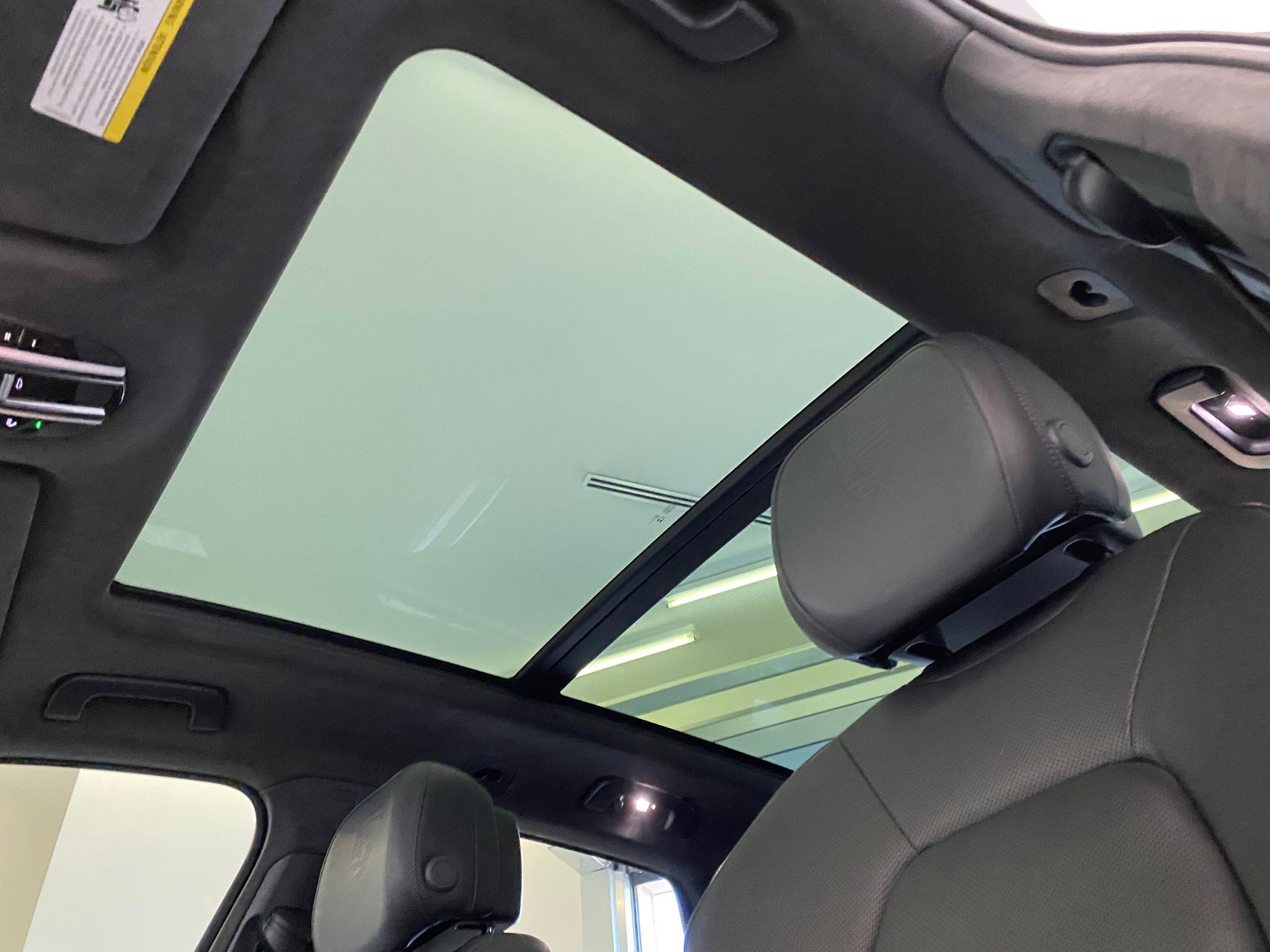 Certified 2023 Porsche Cayenne Turbo image 39