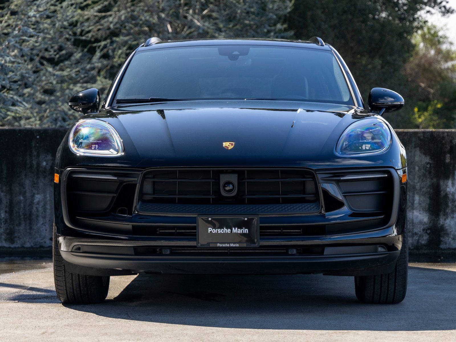 Certified 2025 Porsche Macan image 8