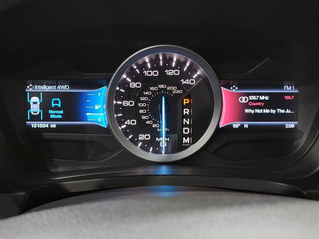 Used 2015 Ford Explorer XLT w/ Equipment Group 202A AWD/4WD image 17