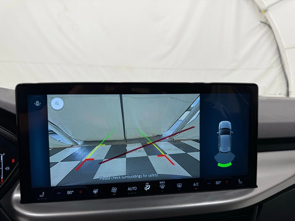 New 2024 Ford Escape SE image 36