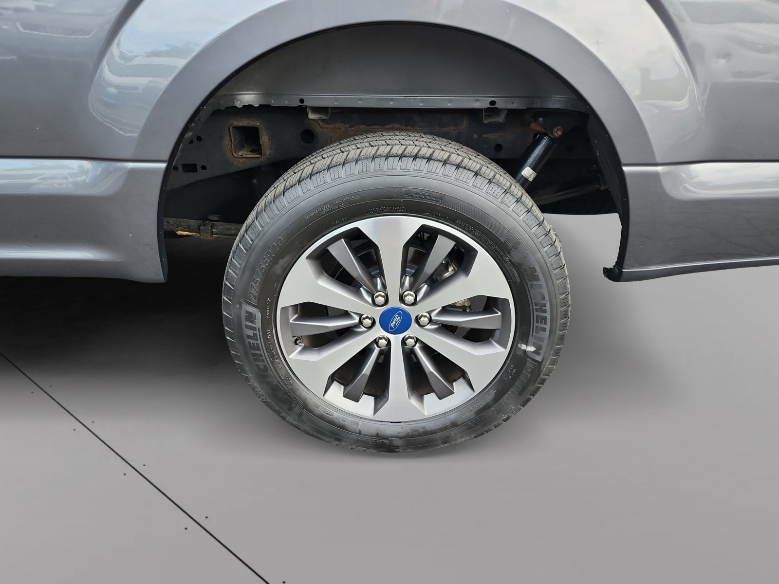 Used 2019 Ford F150 XL w/ Equipment Group 101A Mid AWD/4WD image 14