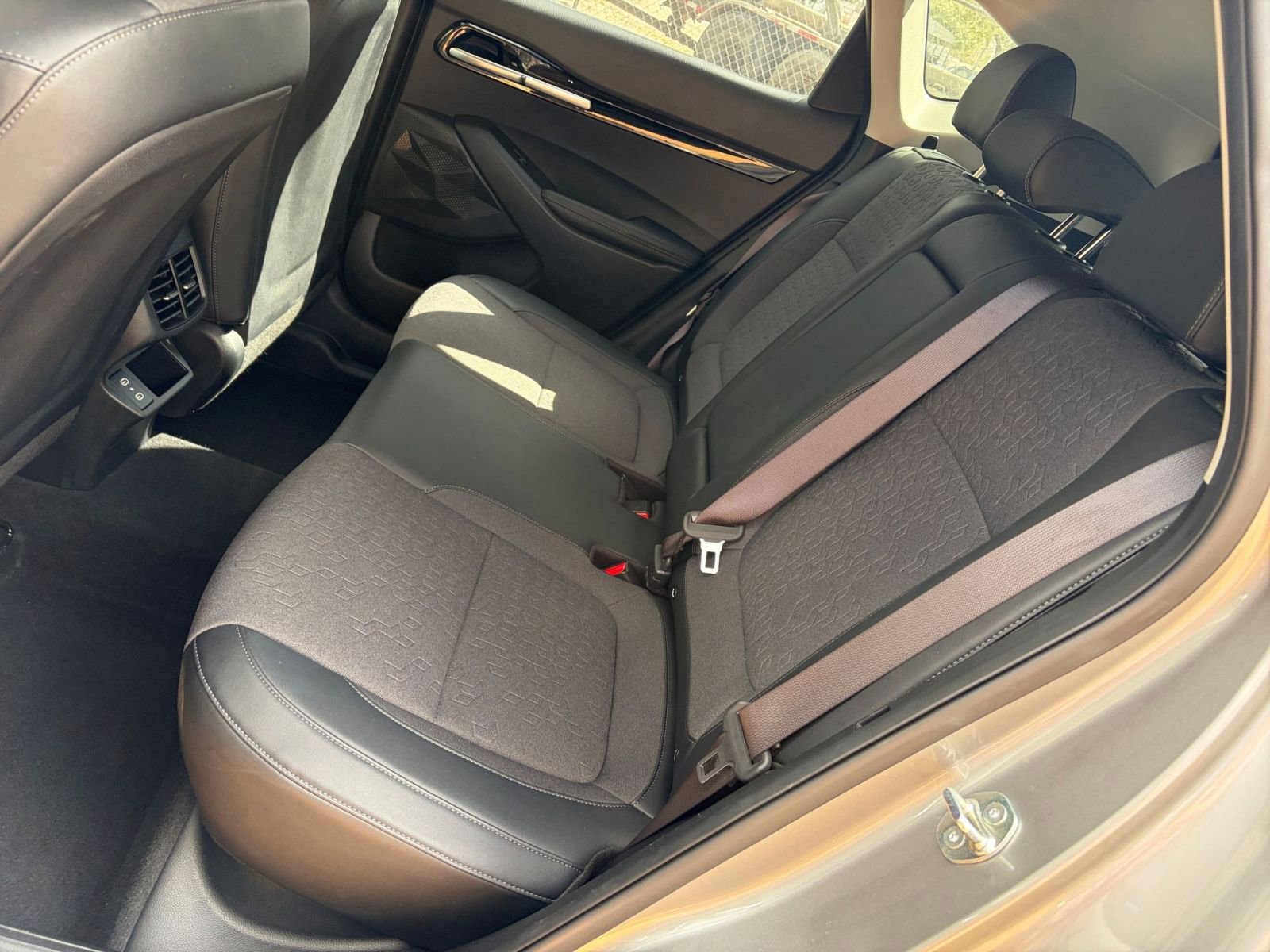Used 2025 Kia Seltos S image 23