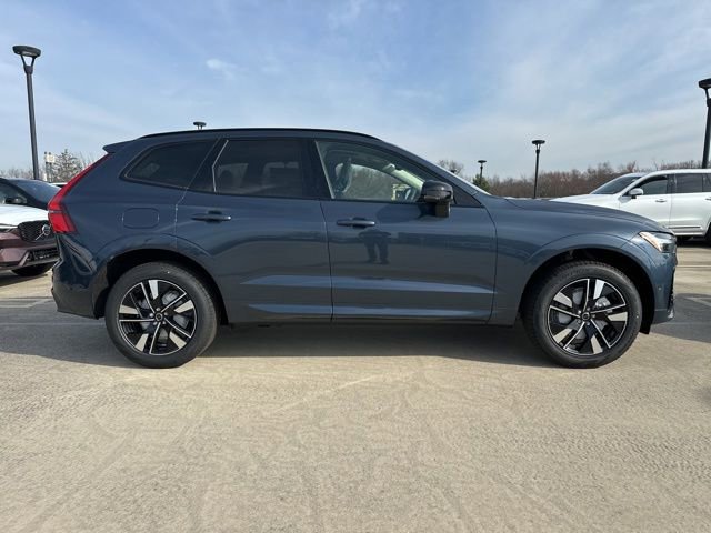 New 2026 Volvo XC60 B5 Plus w/ Protection Package Premier AWD/4WD image 8
