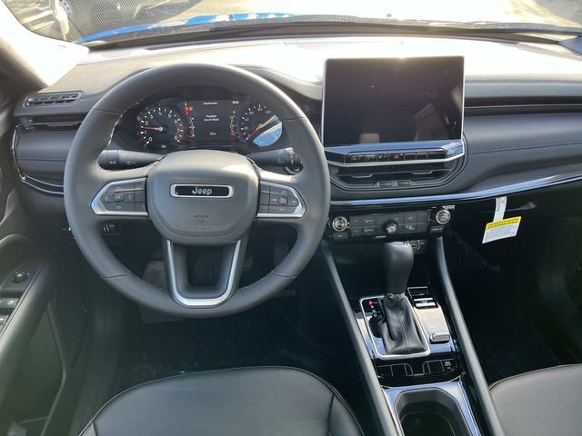 New 2026 Jeep Compass Latitude AWD/4WD image 12