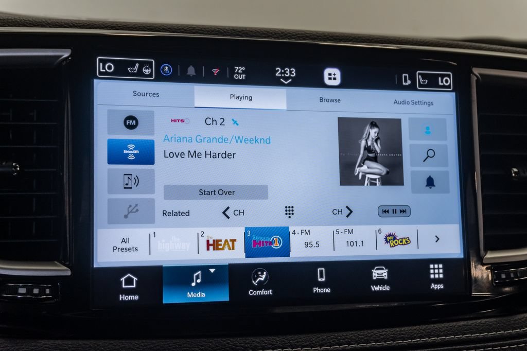 New 2026 Chrysler Pacifica Select FWD image 19