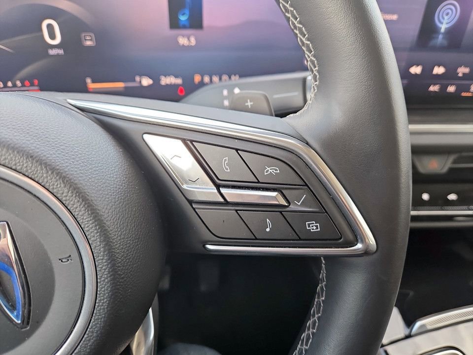 Used 2024 Buick Envision Preferred image 16