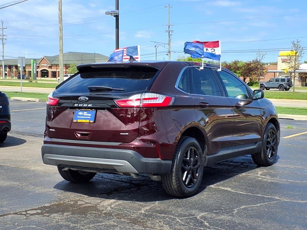 Certified 2023 Ford Edge SEL w/ Convenience Package image 2