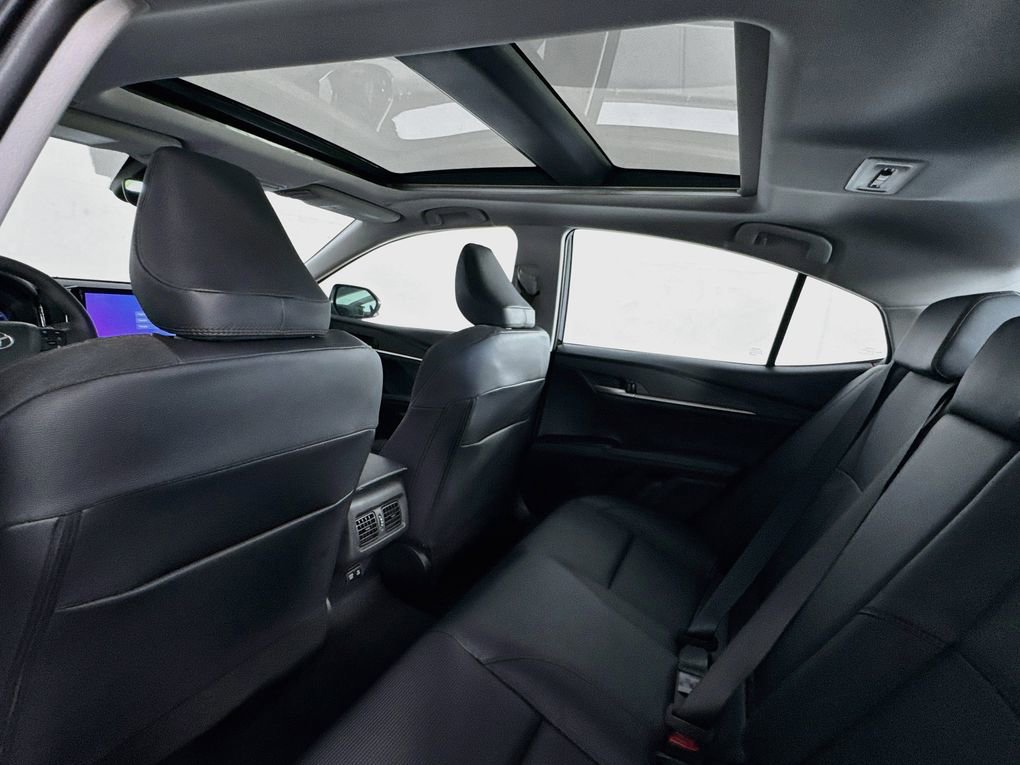 New 2026 Toyota Camry XLE AWD/4WD image 18